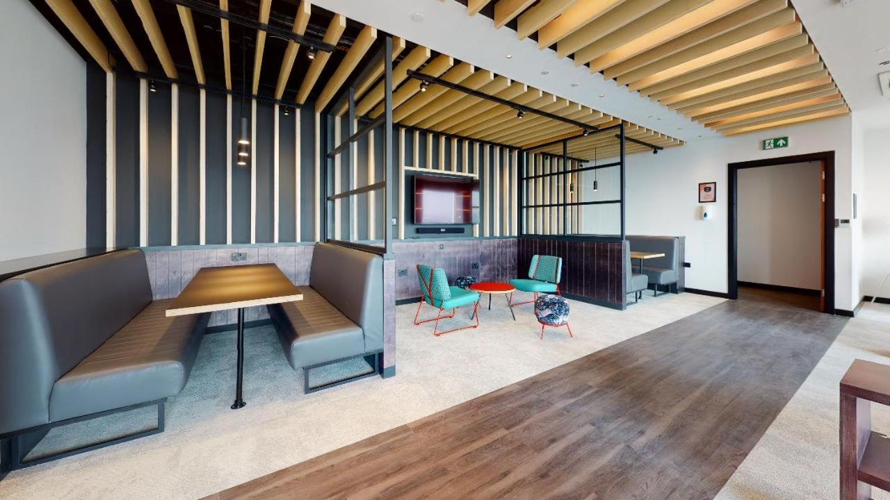 Iq Altus House Leeds Apartment Leeds  Bagian luar foto