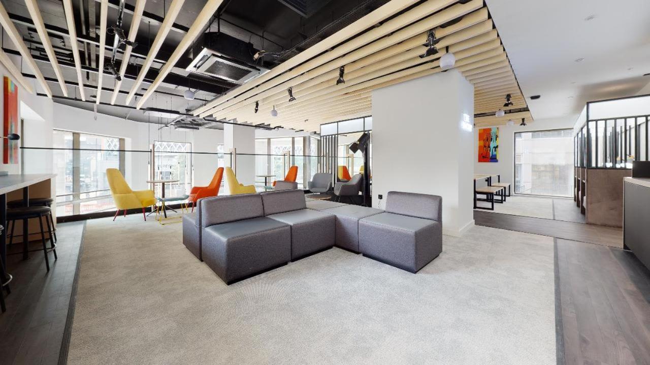 Iq Altus House Leeds Apartment Leeds  Bagian luar foto