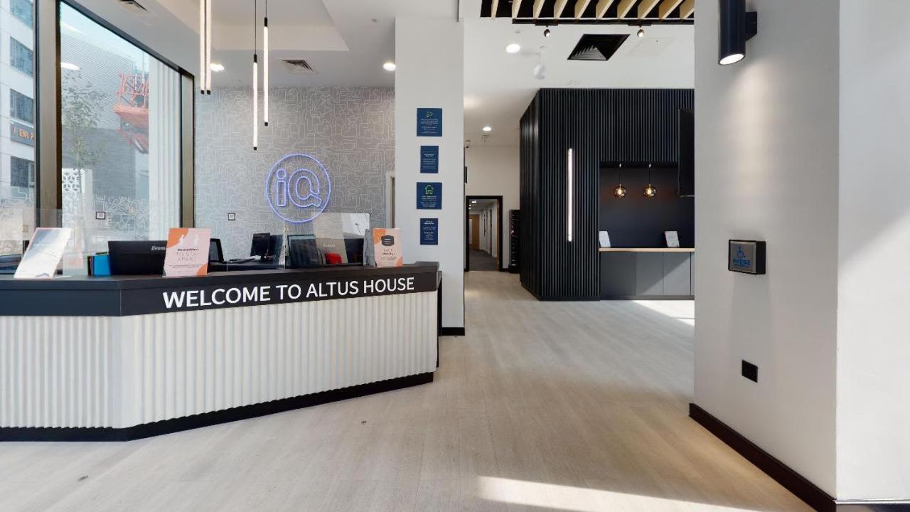 Iq Altus House Leeds Apartment Leeds  Bagian luar foto
